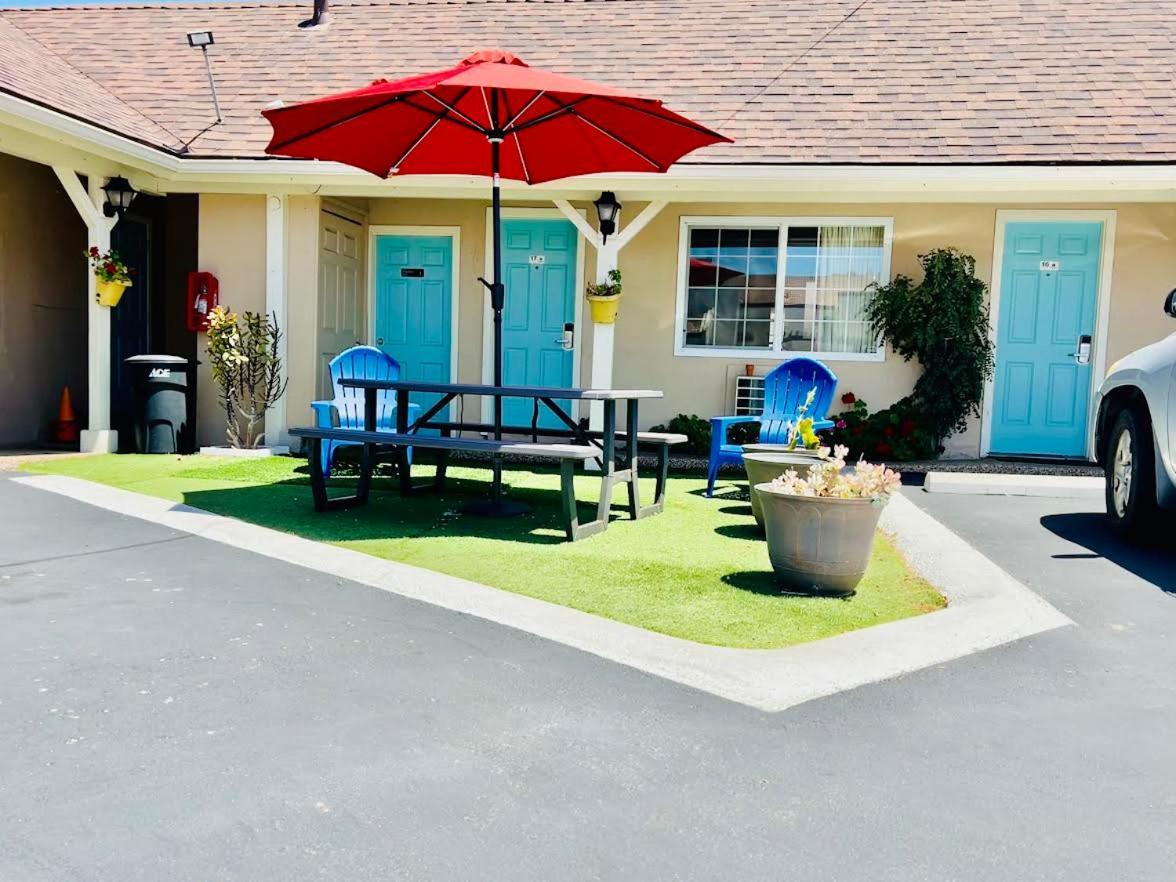 Central Coast Inn カユコス エクステリア 写真